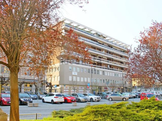 Appartamento in affitto di 100 m² in Piazza Giacomo Matteotti