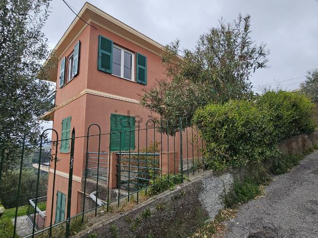Appartamento in affitto di 100 m² in Salita Staiato, 6