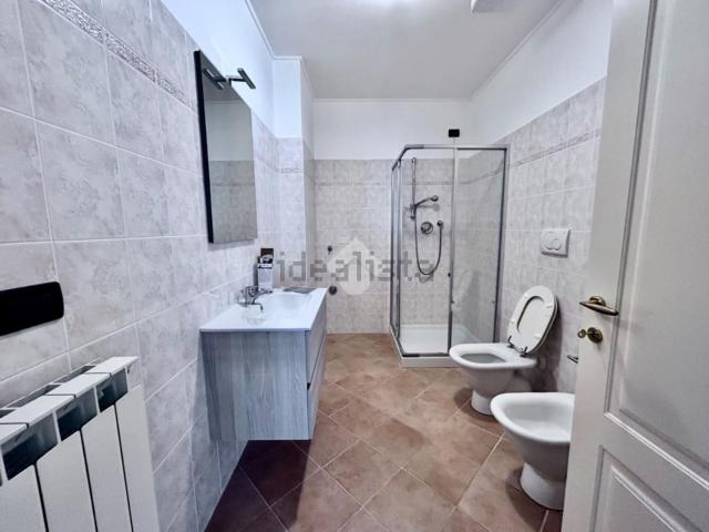 Appartamento in affitto di 100 m² in Strada Giuliano, 1