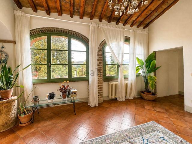 Appartamento in affitto di 100 m² in Strada di Badia