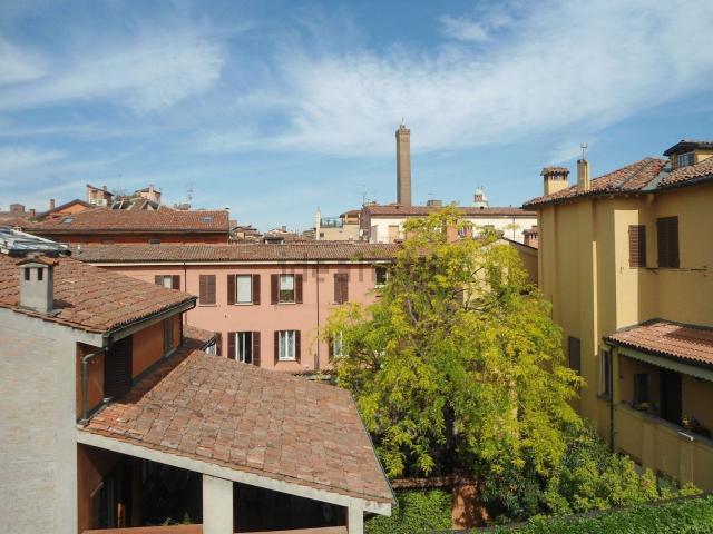 Appartamento in affitto di 100 m² in Strada Maggiore
