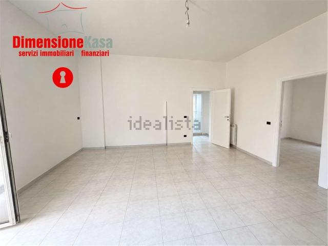 Appartamento in affitto di 101 m² in Via Maddaloni