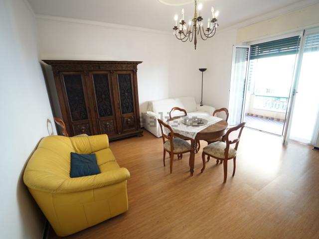 Appartamento in affitto di 102 m²