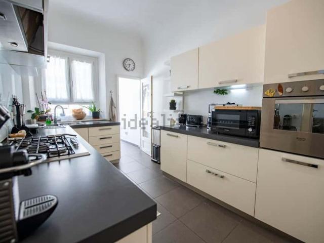 Appartamento in affitto di 102 m² in Via del Campuccio, 16