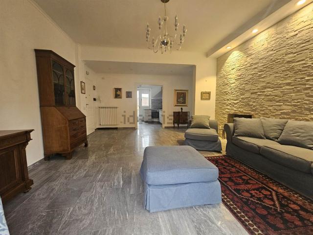 Appartamento in affitto di 102 m² in Via del Labaro, 88
