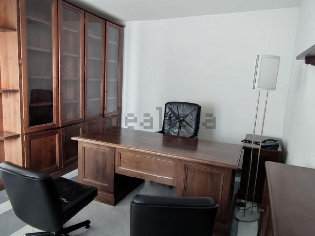 Appartamento in affitto di 102 m² in Piazza Giuseppe Garibaldi