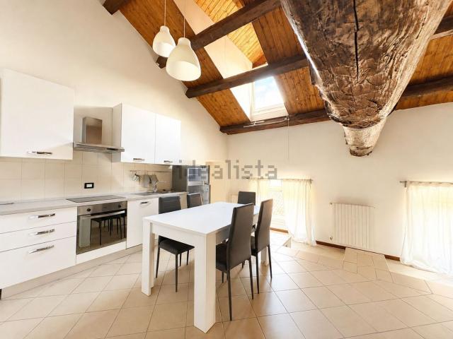Appartamento in affitto di 103 m²