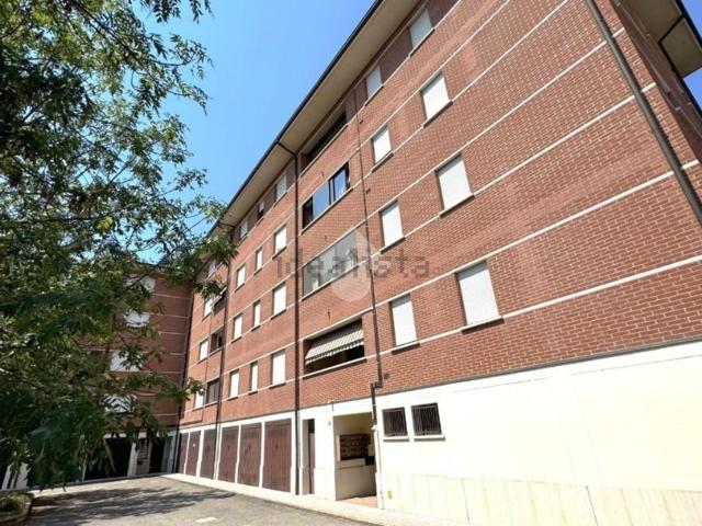 Appartamento in affitto di 103 m² in Via Carbonara, 46