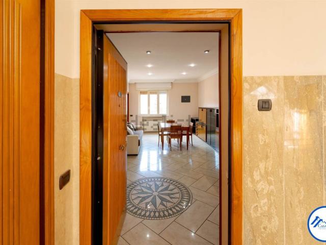 Appartamento in affitto di 103 m² in Via Giovanni Giolitti, 7
