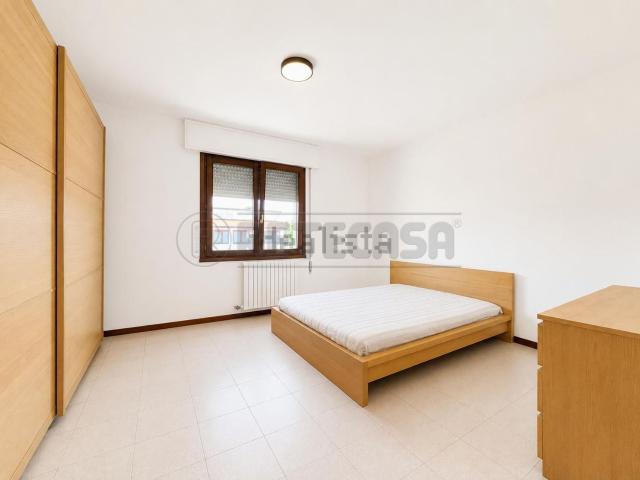 Appartamento in affitto di 103 m² in Via del Santo, 19