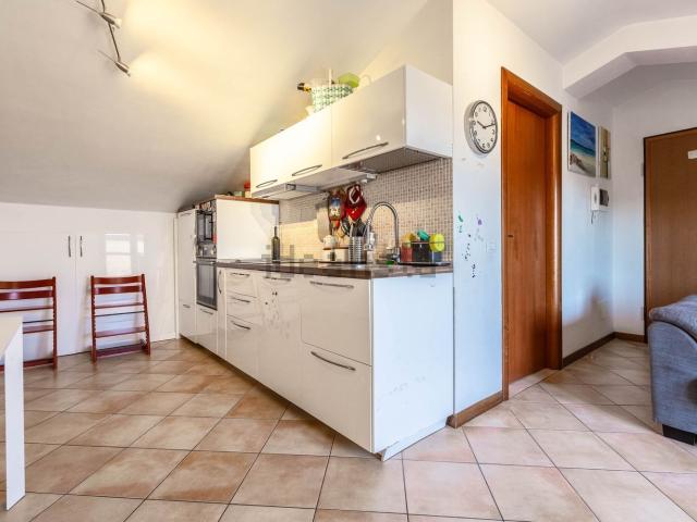 Appartamento in affitto di 103 m² in Via del Termine, 11