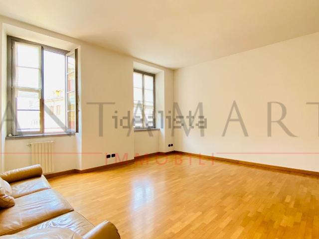 Appartamento in affitto di 103 m² in Via Festa del Perdono