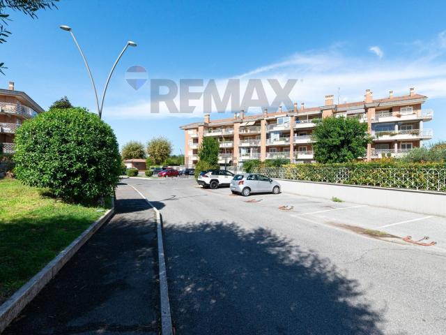 Appartamento in affitto di 103 m² in Viale Vincenzo Marronaro, 134