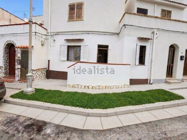 Appartamento in affitto di 103 m² in Piazza del Tirreno, 19