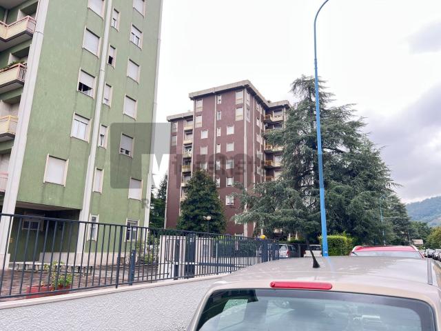 Appartamento in affitto di 104 m² in Via Gaetano Salvemini, 15