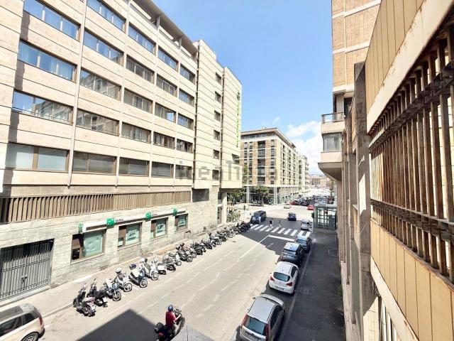 Appartamento in affitto di 104 m² in Via Giacomo Puccini, 20