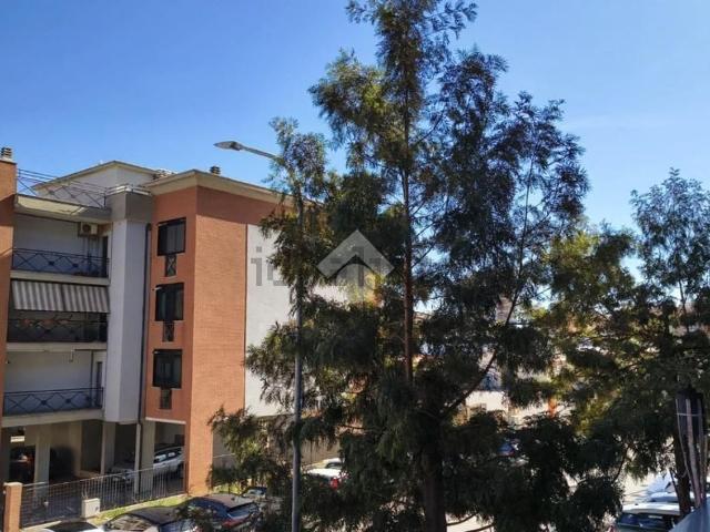 Appartamento in affitto di 104 m² in Via Oslavia, 41