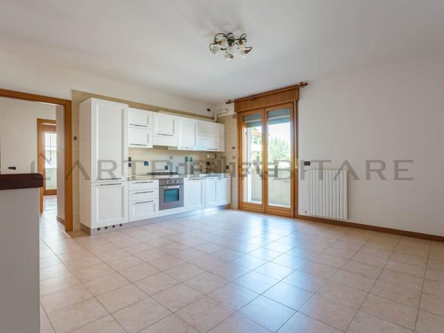 Appartamento in affitto di 104 m² in Viale Martiri delle Foibe