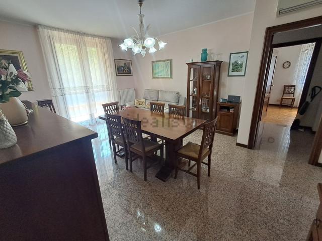 Appartamento in affitto di 105 m²