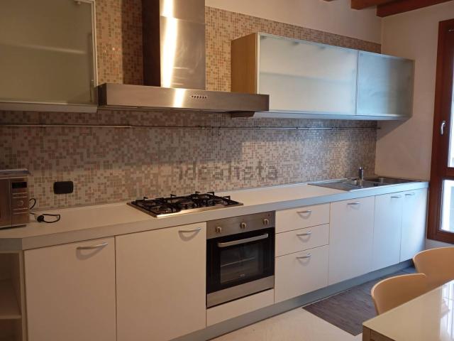 Appartamento in affitto di 105 m²