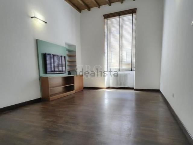 Appartamento in affitto di 105 m² in Via Capo d&apos Africa