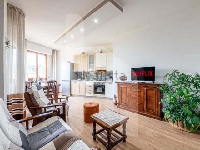 Appartamento in affitto di 105 m² in Via Andrea Vesalio, 8