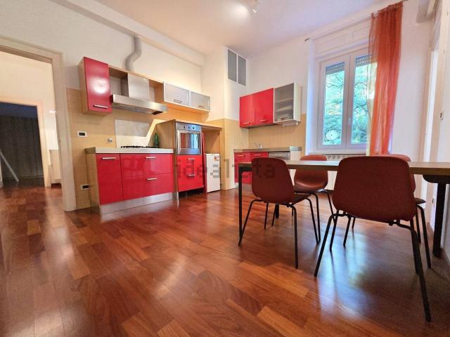 Appartamento in affitto di 105 m² in Via Giulio Solitro, 15
