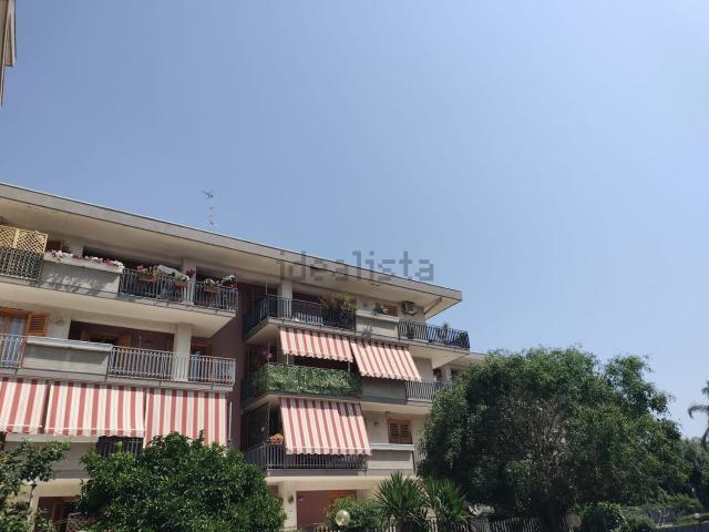 Appartamento in affitto di 105 m² in Via Giuseppe Leonardi, 18