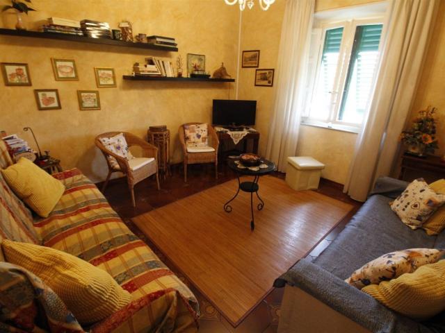 Appartamento in affitto di 105 m² in Via Giovanni Sercambi