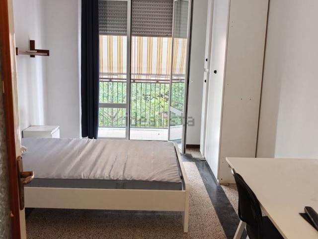 Appartamento in affitto di 105 m² in Via degli Ailanti, 3