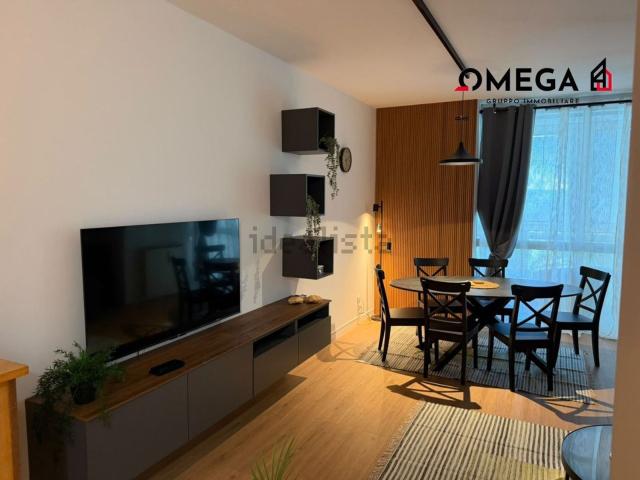 Appartamento in affitto di 105 m² in Via del Monte Canin, 1