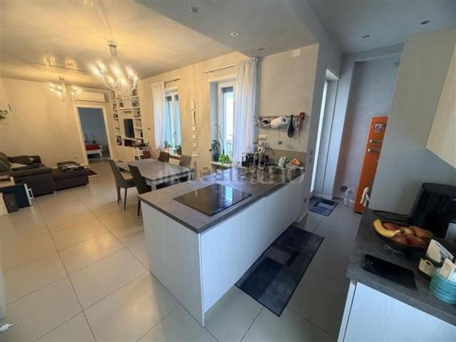 Appartamento in affitto di 105 m² in Via del Fante