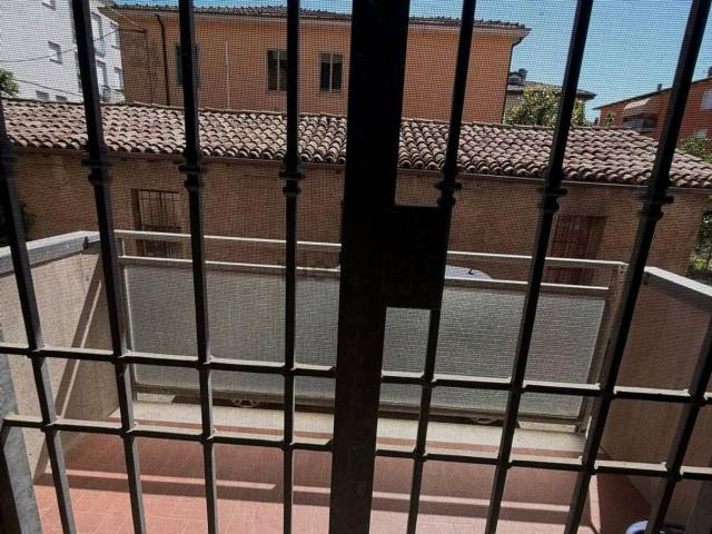 Appartamento in affitto di 105 m² in Via Emilia Est, 7