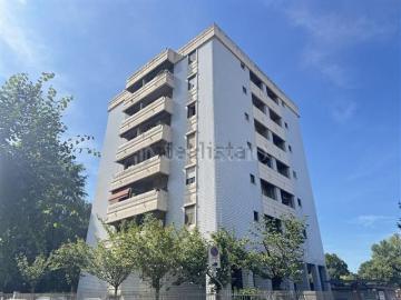 Appartamento in affitto di 105 m² in Via Ferdinando Magellano