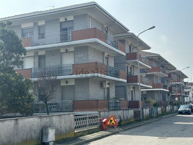 Appartamento in affitto di 105 m² in Via Mascagni, 3
