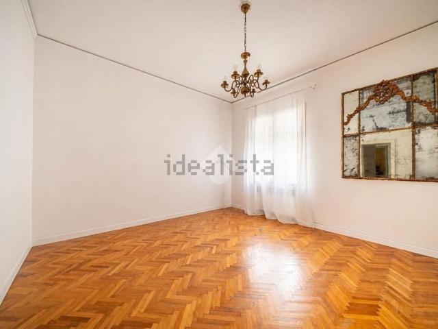 Appartamento in affitto di 105 m² in Via San Michele alla Porta, 5
