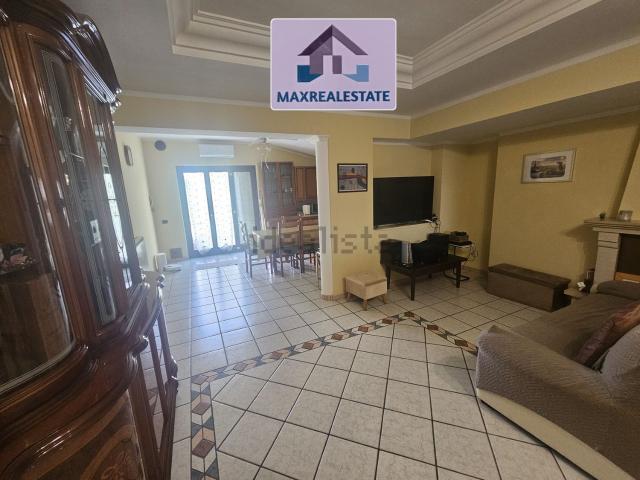 Appartamento in affitto di 105 m² in Via Piave