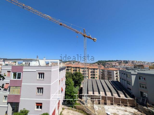 Appartamento in affitto di 105 m² in Via Rodi