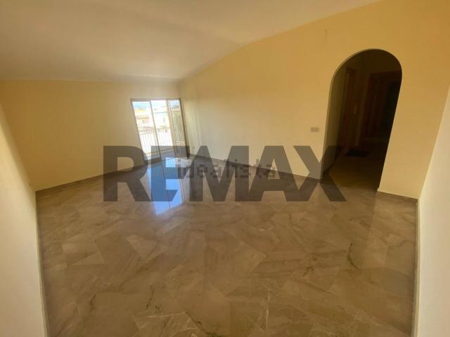 Appartamento in affitto di 105 m² in Via Ragona, 118