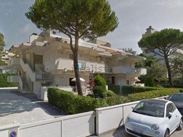 Appartamento in affitto di 105 m² in Via X Traversa, 10
