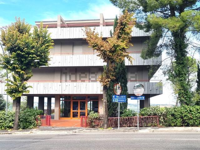 Appartamento in affitto di 105 m² in Viale Trento
