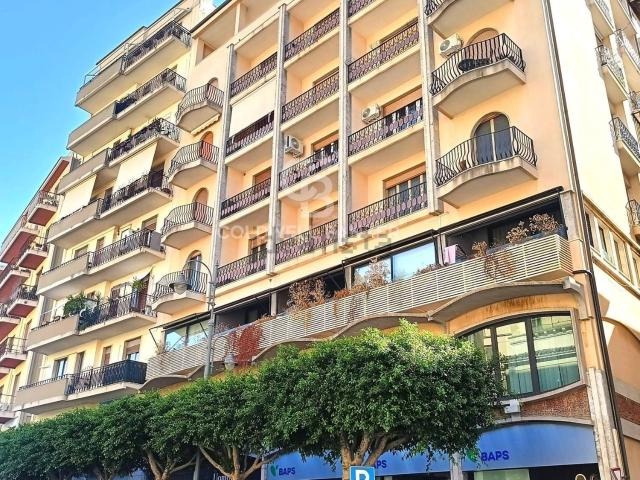 Appartamento in affitto di 105 m² in Corso Umberto I, 46