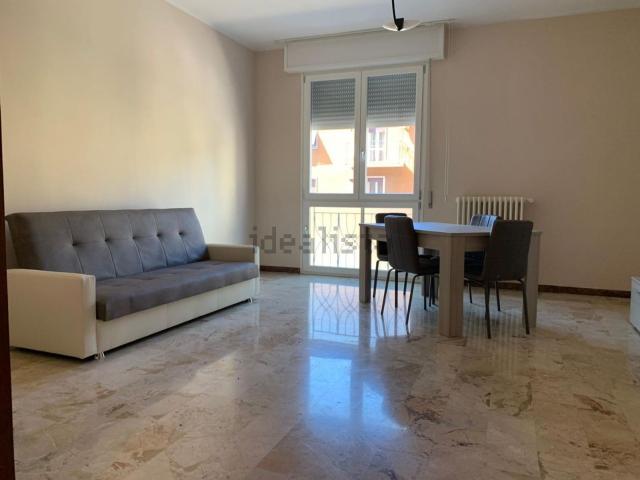 Appartamento in affitto di 106 m² in Via Francesco Saverio Bianchi