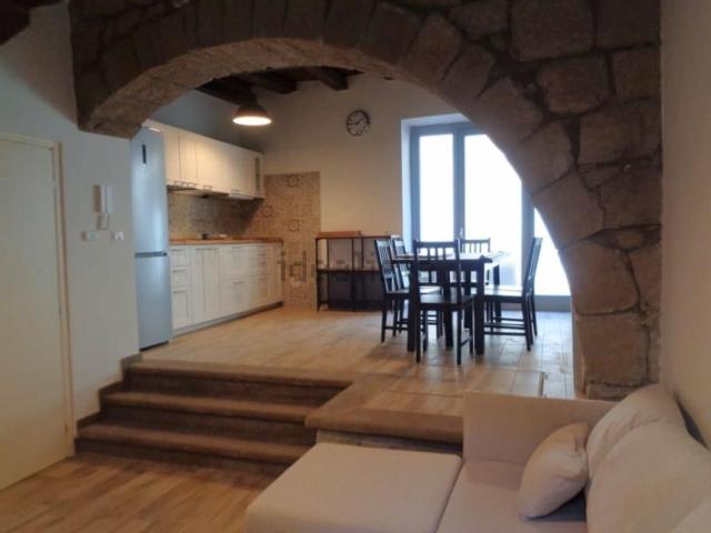 Appartamento in affitto di 106 m² in Via Oscura