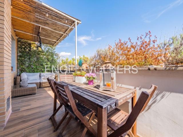 Appartamento in affitto di 106 m² in Via Medardo Rosso, 16