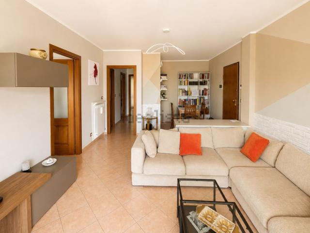 Appartamento in affitto di 106 m² in Via Pirandello