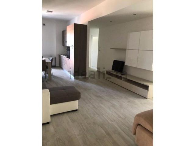 Appartamento in affitto di 107 m² in Via Casilina Nord, 83