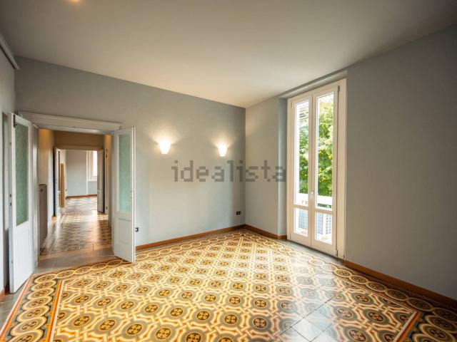 Appartamento in affitto di 107 m² in Via Clara Maffei, 8