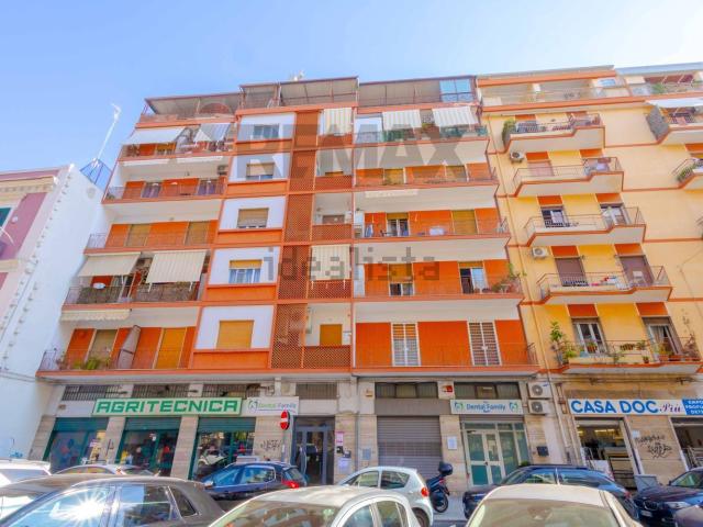 Appartamento in affitto di 107 m² in Via Giuseppe Re David, 38