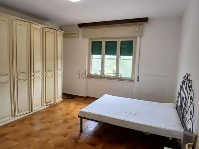 Appartamento in affitto di 107 m² in Via Firenze, 56123